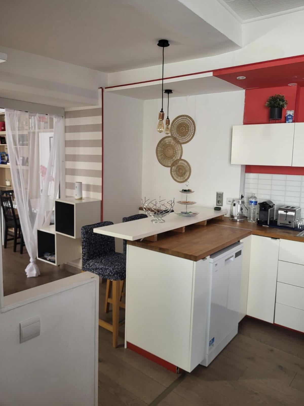 Spacious Town House With Balcony モンタニャック エクステリア 写真